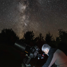 Viewing the Dark Skies (Credit: John Meader)